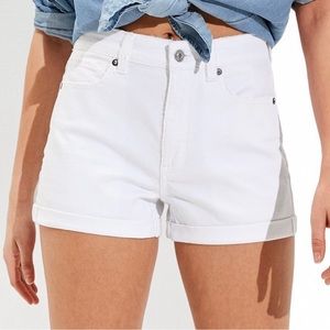 American Eagle white shorts